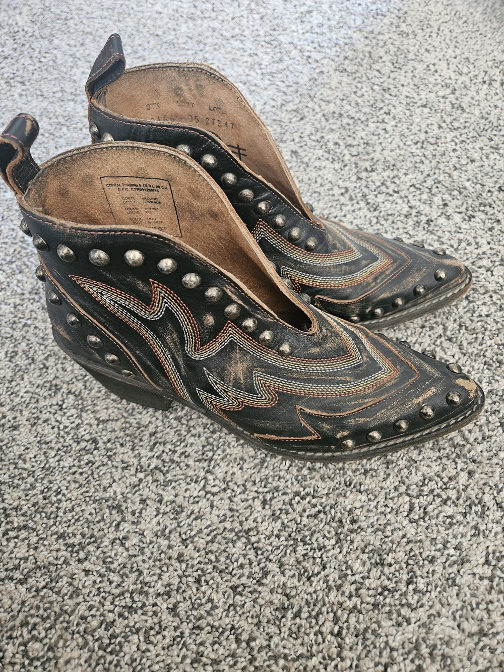 Circle G Studded Booties - Q0166